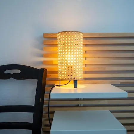 Le Mimosa - Place Des Halles *