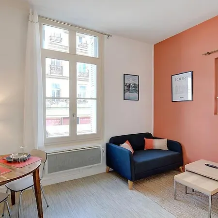 Le Mimosa - Place Des Halles * Tours