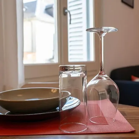 Le Mimosa - Place Des Halles