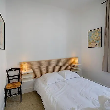 Le Mimosa - Place Des Halles Tours