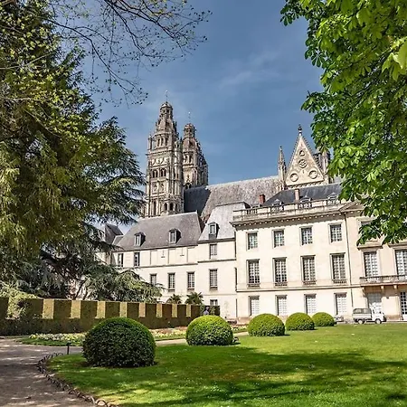 Le Mimosa - Place Des Halles Tours