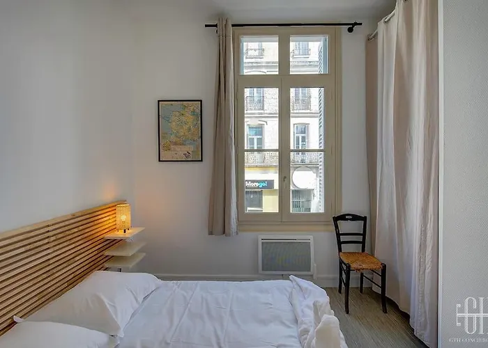 Le Mimosa - Place Des Halles Апартаменты Тур